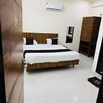 Hotel 44 The Mbience