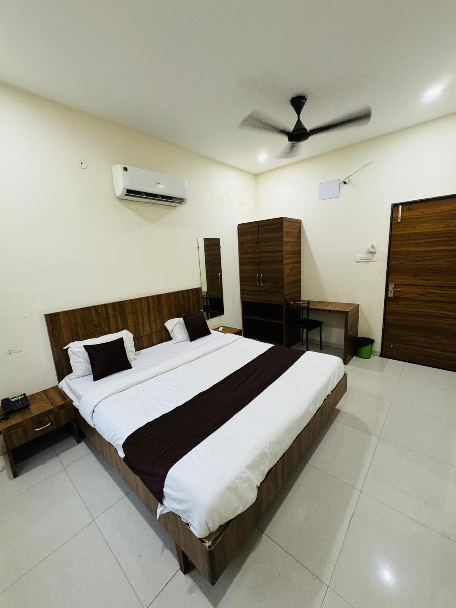 44 The Mbience Hotel